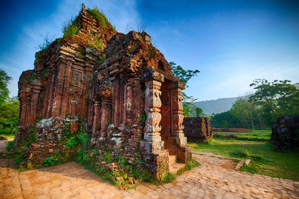 Laos Vietnam 5D 8401 HDR Final