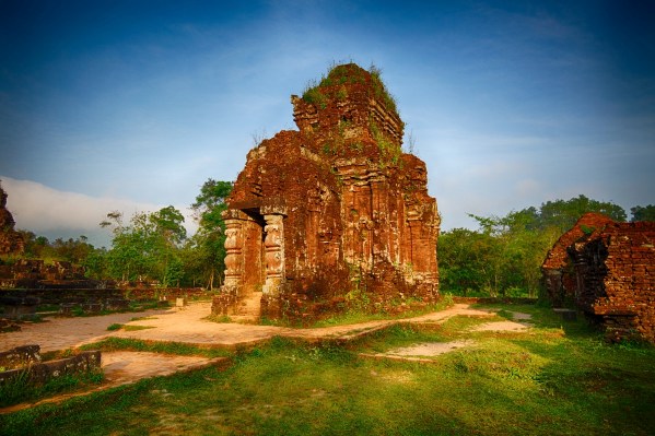 Laos Vietnam 5D 8413 HDR Final