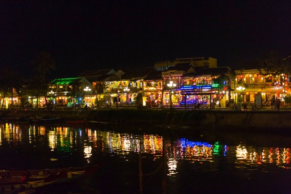 Laos Vietnam 5D 8306 Final